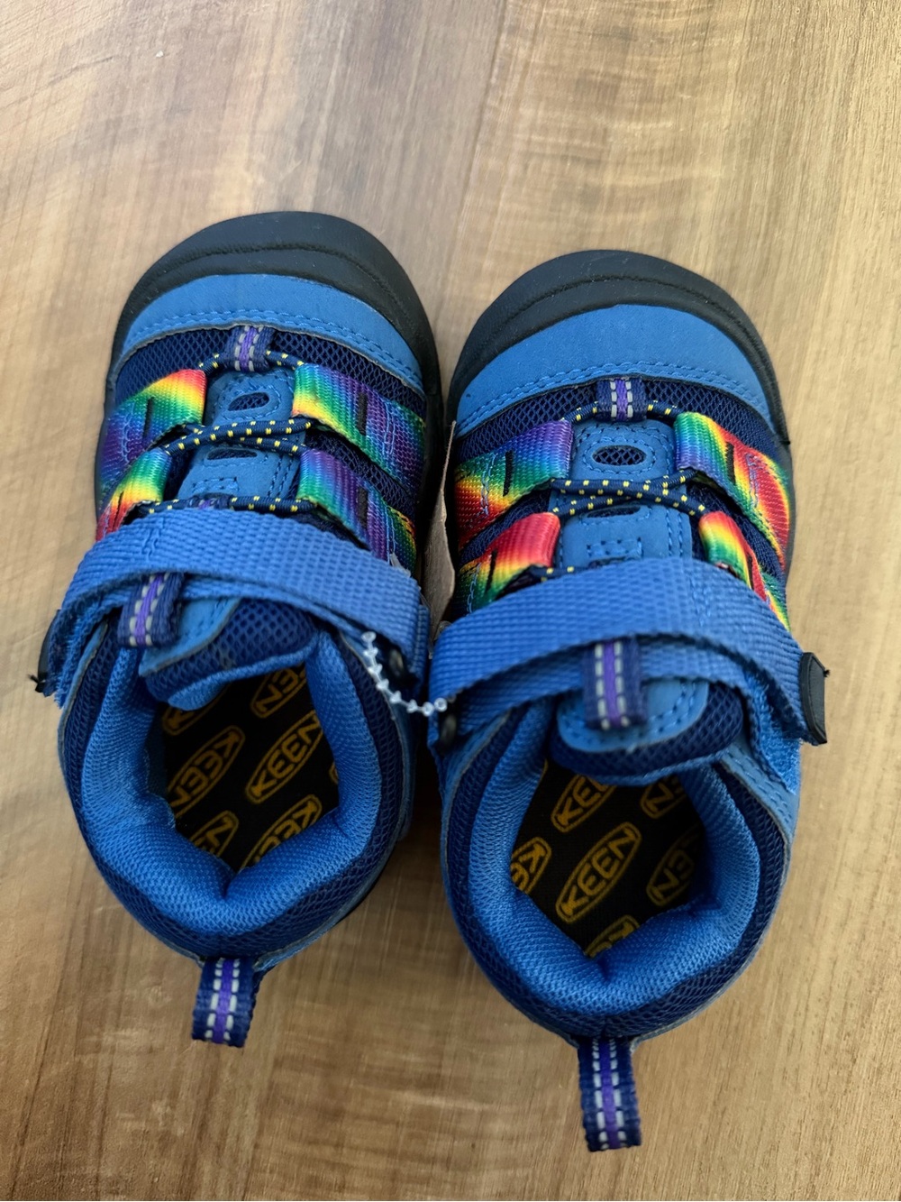 NWOT Keen Kids Blue Water Shoes with Rainbow Straps